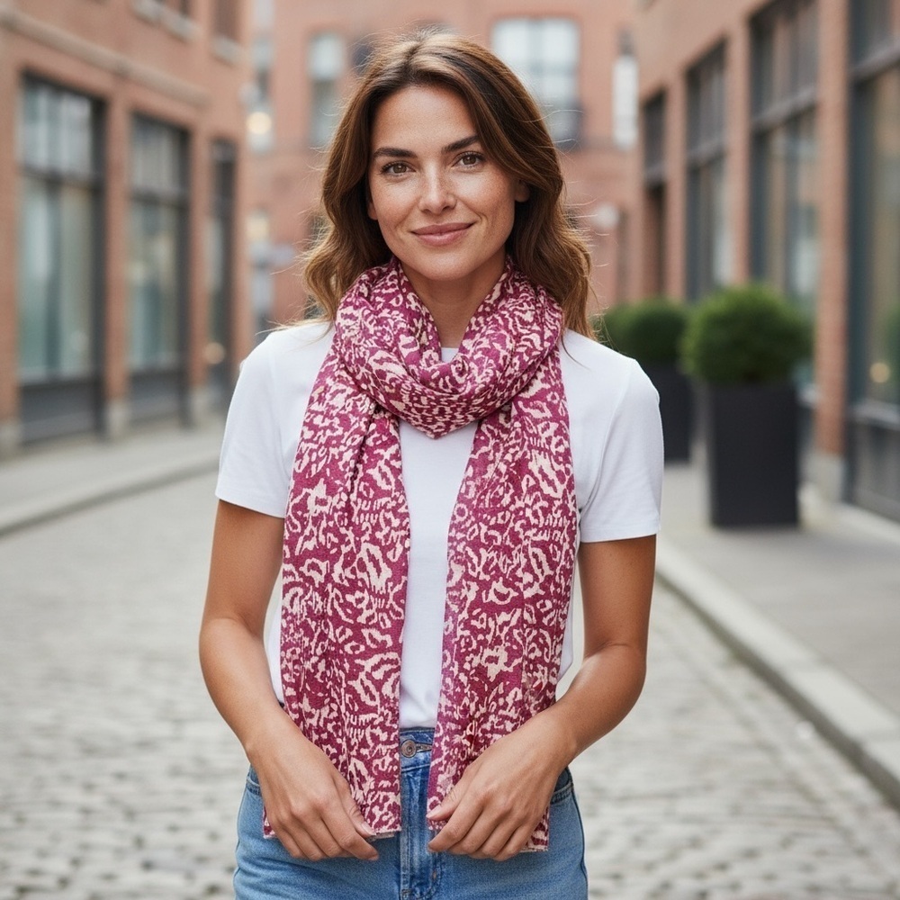 DVF Diane Von Furstenberg Hot Pink White Batik Print Scarf Shawl Sarong R $258